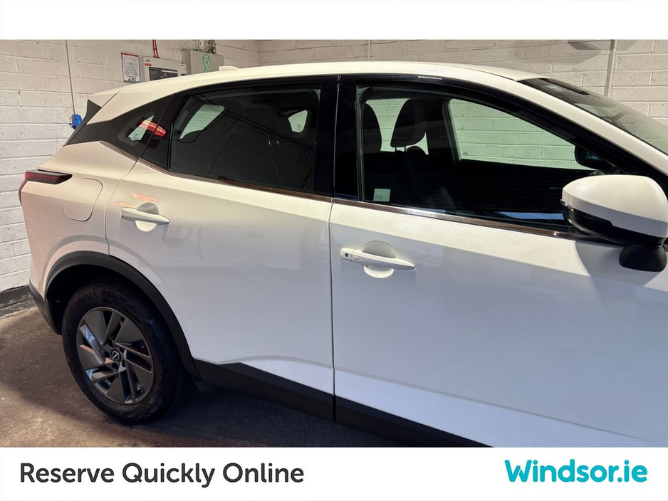 2024 Nissan Qashqai 1.3 PET MILD HYBRID SV CVT €30,995