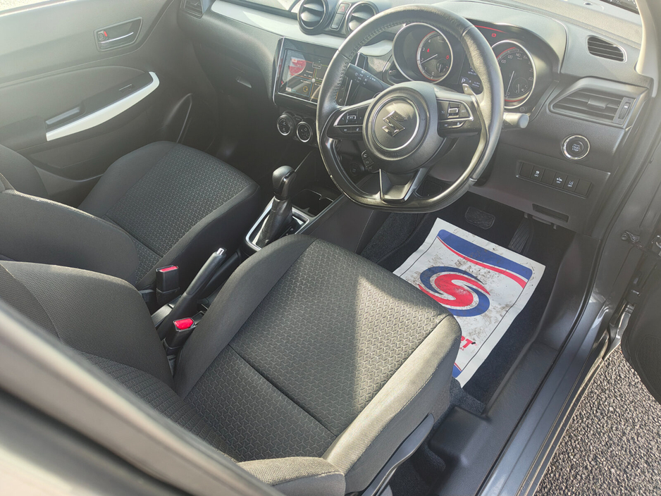 2020 Suzuki Swift - image 10