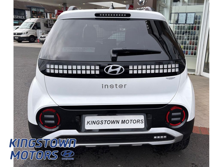 2026 Hyundai Inster - image 4