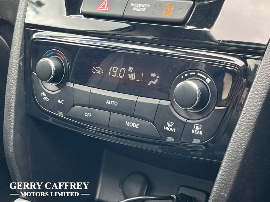 2016 Suzuki Vitara - image 15