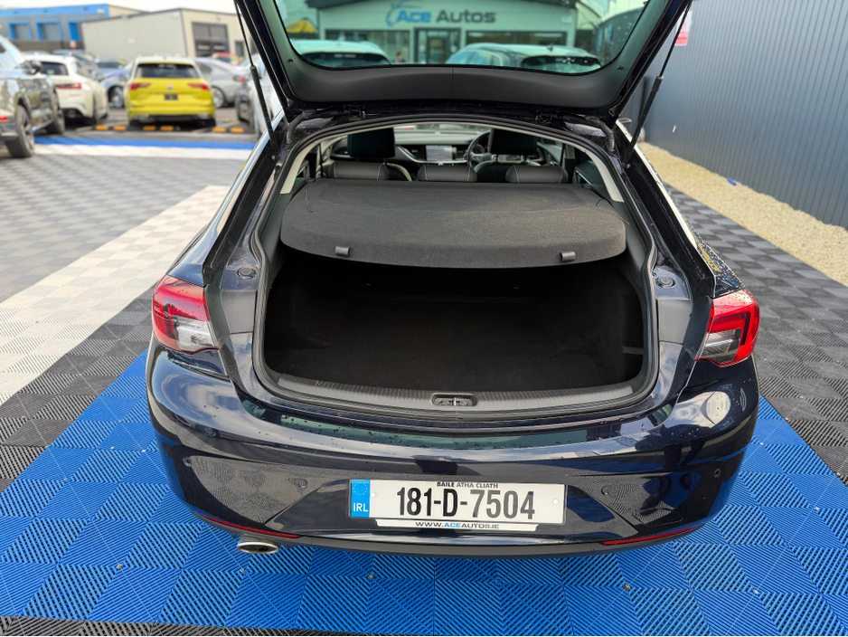 2018 Opel Insignia - image 32