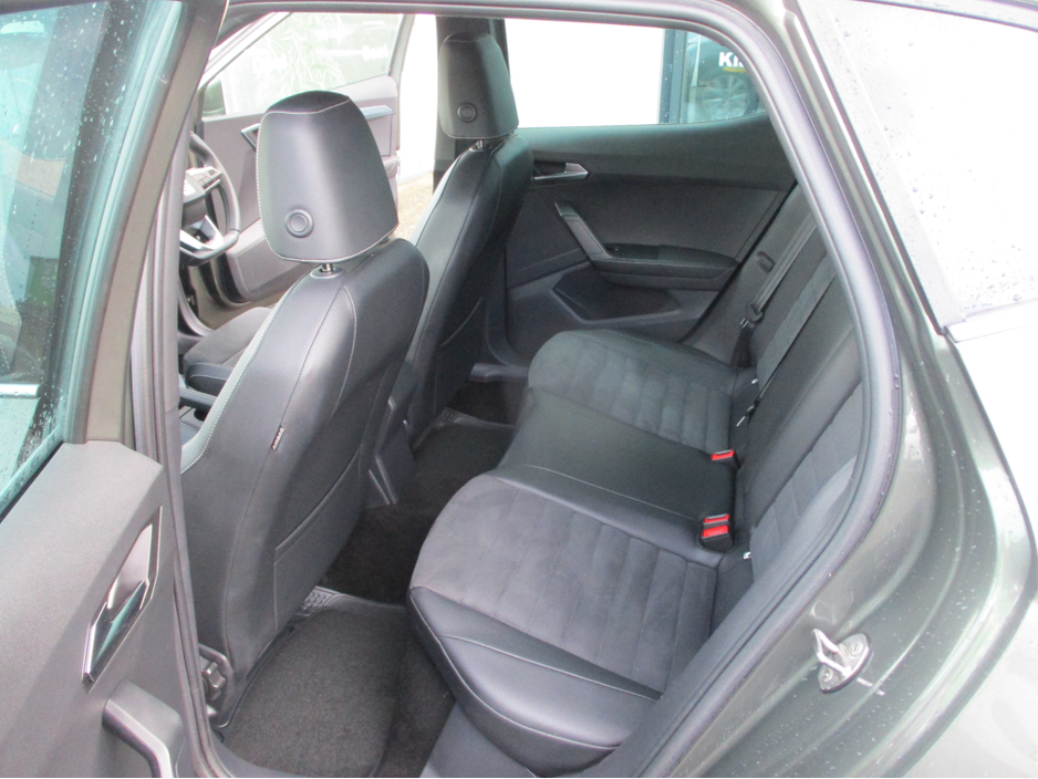 2023 SEAT Arona - image 12