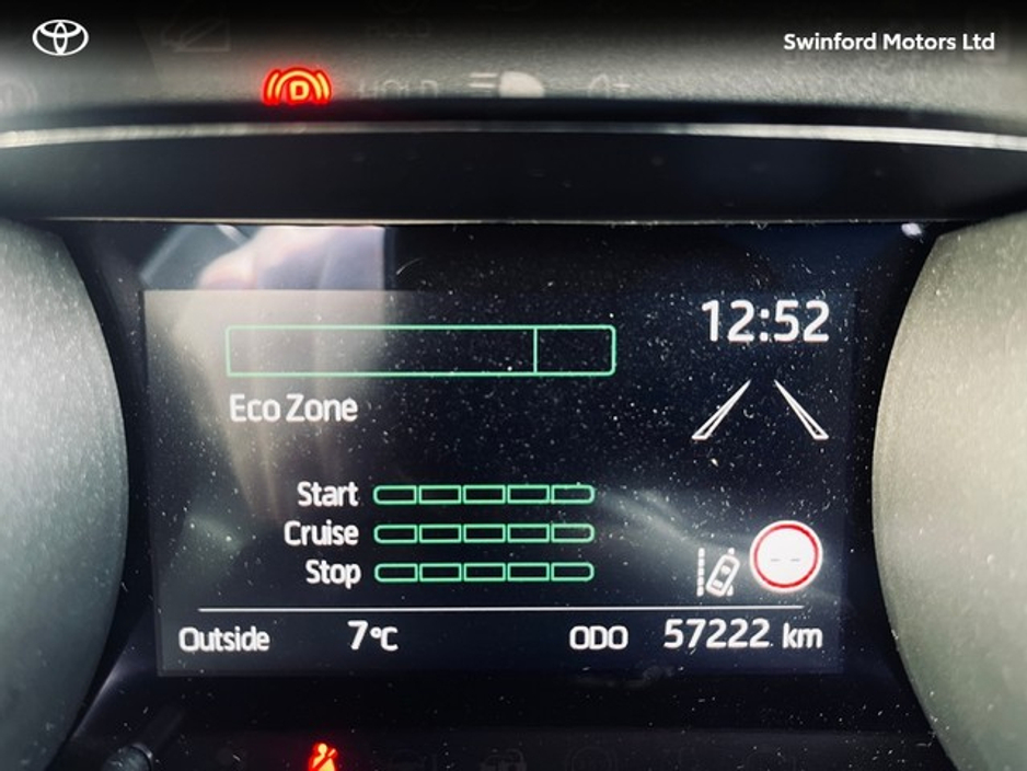 2022 Toyota Yaris Cross CR CROSS LUNA 4DR AUTO €24,500