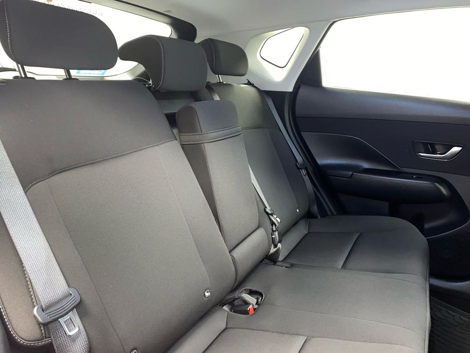 2024 Hyundai Kona - image 10