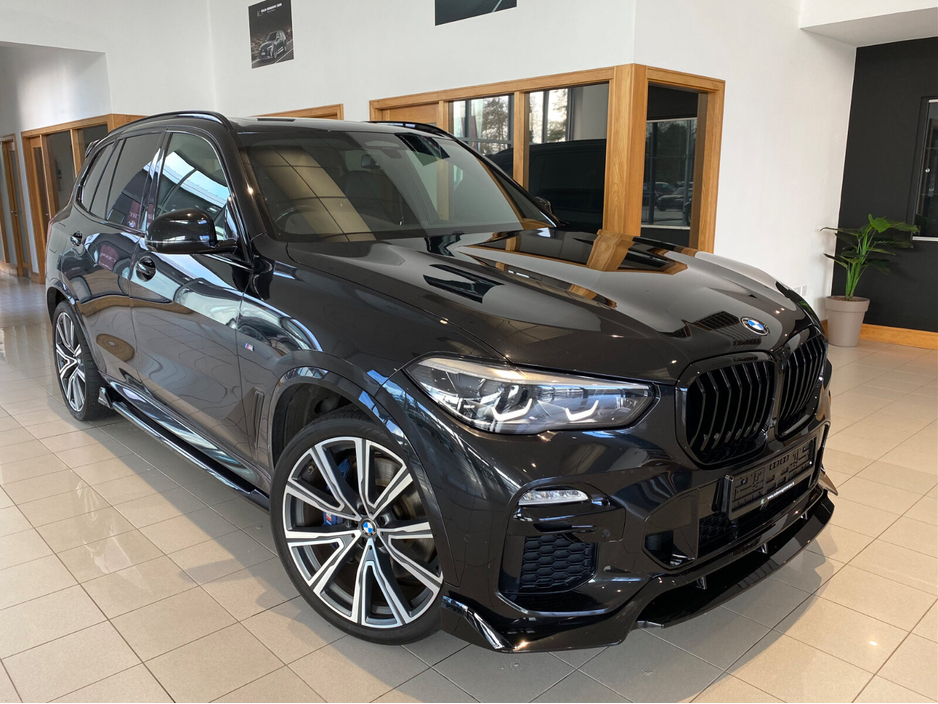 2021 BMW X5 xDrive45e M Sport €64,950