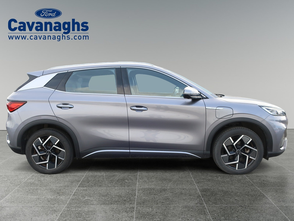 2023 BYD ATTO 3 - image 5