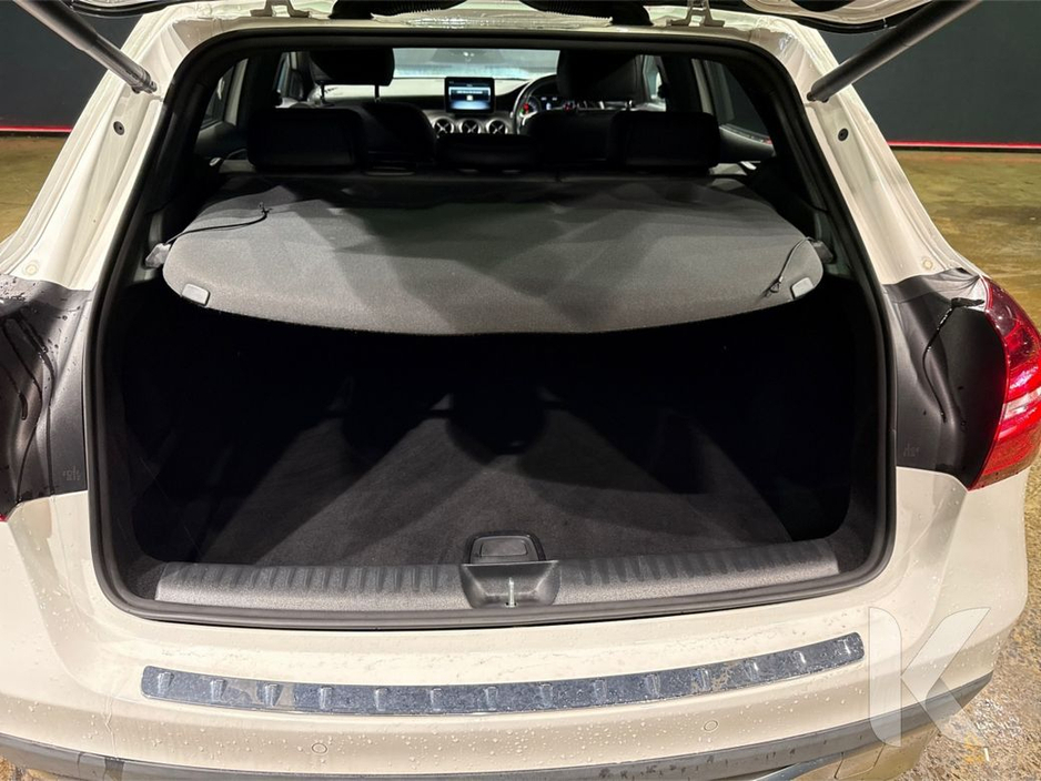 2019 Mercedes-Benz GLA Class - image 11