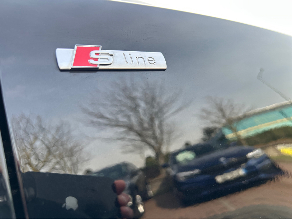 2019 Audi Q3 - image 39