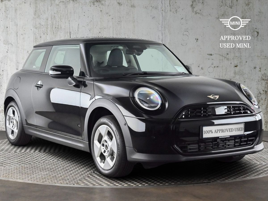 2025 MINI Hatch Cooper C 3 Door €39,900