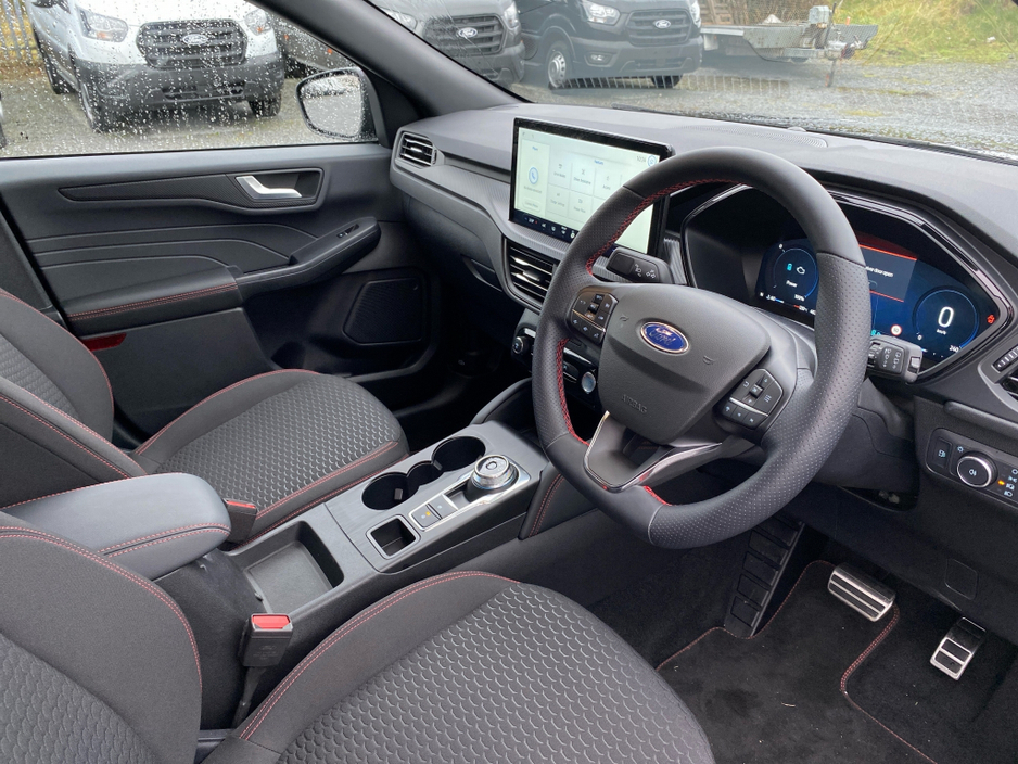 2025 Ford Kuga ST-Line 2.5 PHEV..20" wheels €42,950