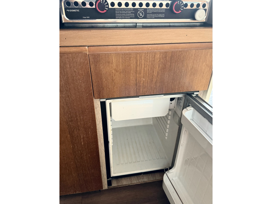 2011 Renault Master - image 11