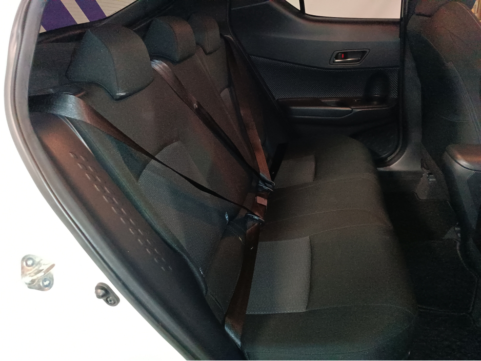 2019 Toyota C-HR 192 (2yr Warranty) 1.8 Petrol Hybrid Automatic €19,950