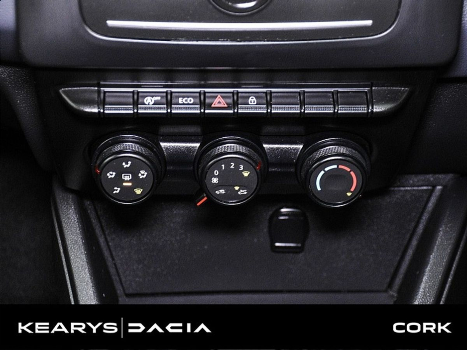 2019 Dacia Duster - image 19