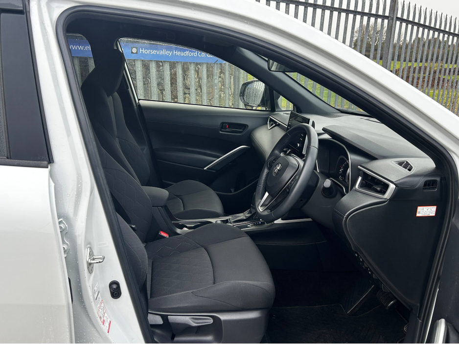 2022 Toyota Corolla Cross Self Charging Hybrid €29,995