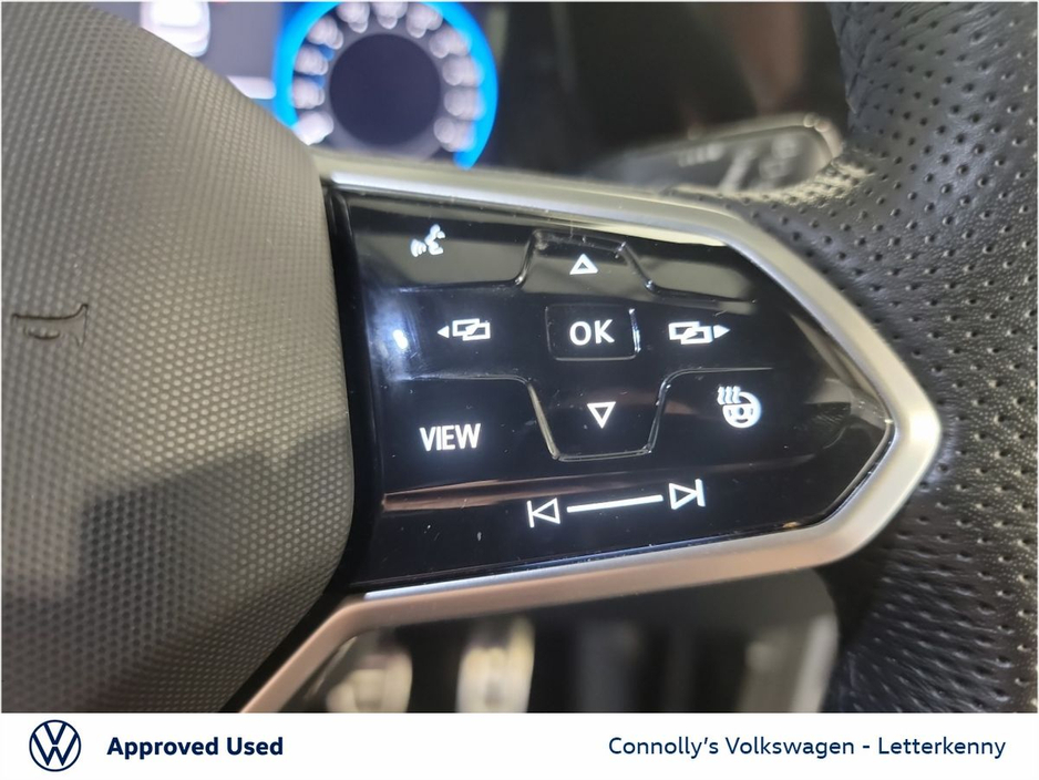 2024 Volkswagen Golf - image 16