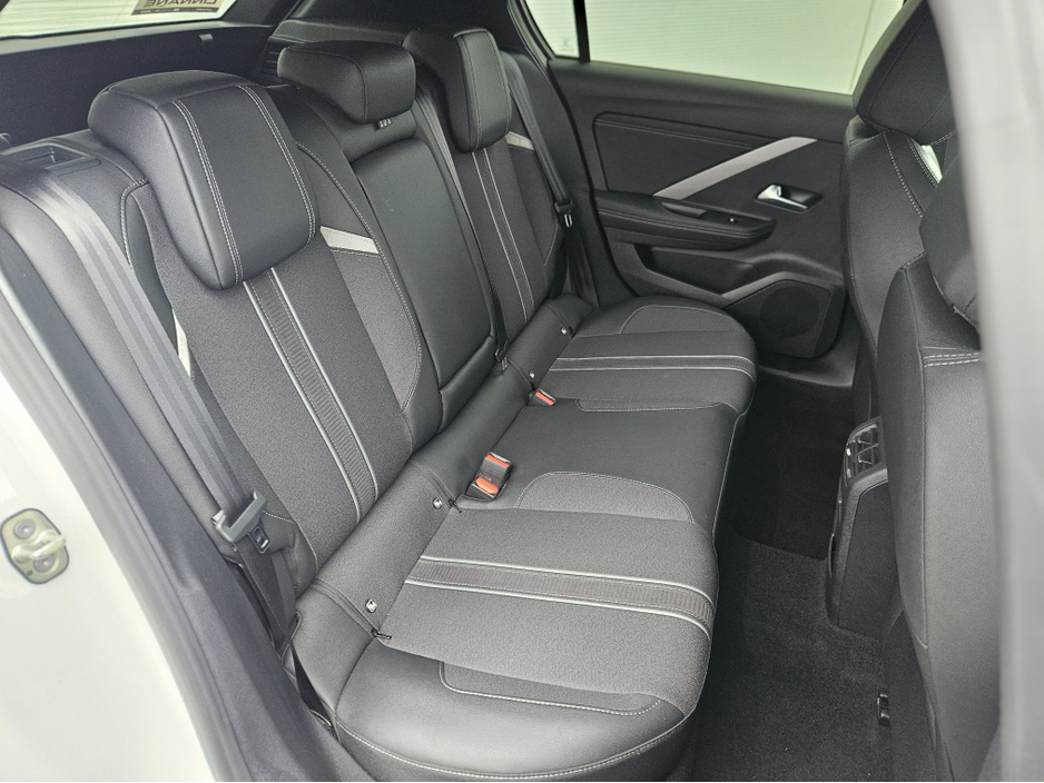 2023 Opel Astra SRI-1.2 130PS €24,950