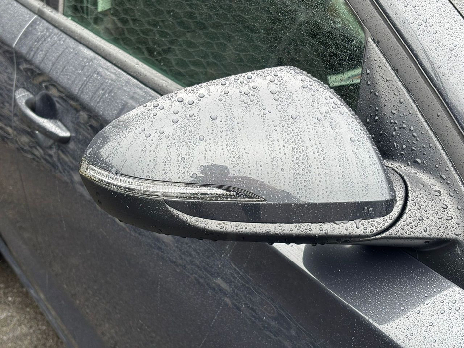 2024 Hyundai i30 - image 12