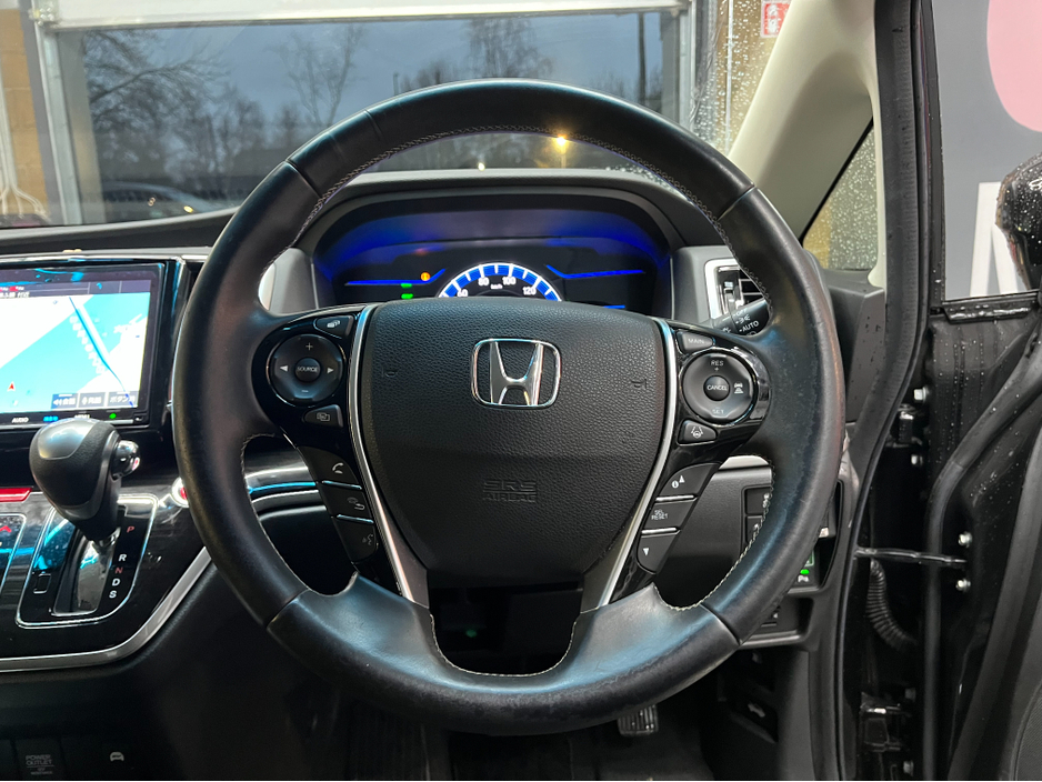 2020 Honda Odyssey €28950 2020 HONDA ODYSSEY ABSOLUTE EX SENSING HYBRID 7 SEATER AUTOMATIC 2.0 AUTOMATIC / CRUISE CONTROL / 360° PARKING CAMERA / AUTOMATIC DOORS / FRONT ELECTRIC SEATS €28,950