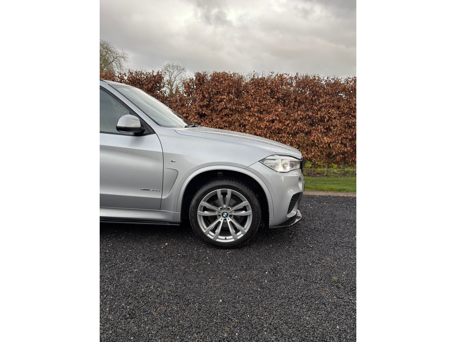 2018 BMW X5 - image 12