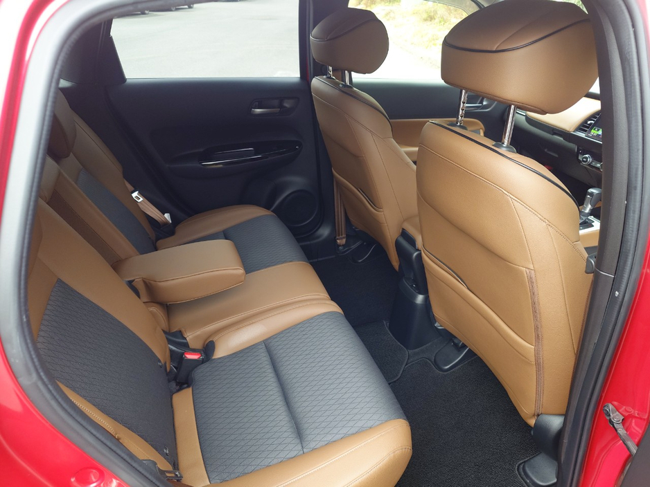 2020 Honda Fit - image 13