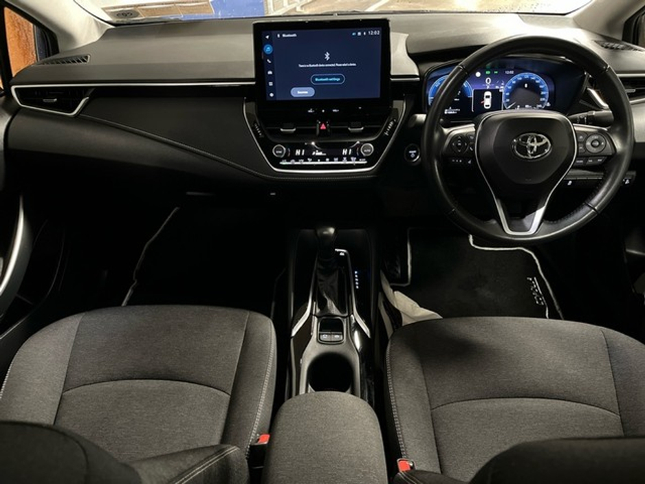 2023 Toyota Corolla - image 8
