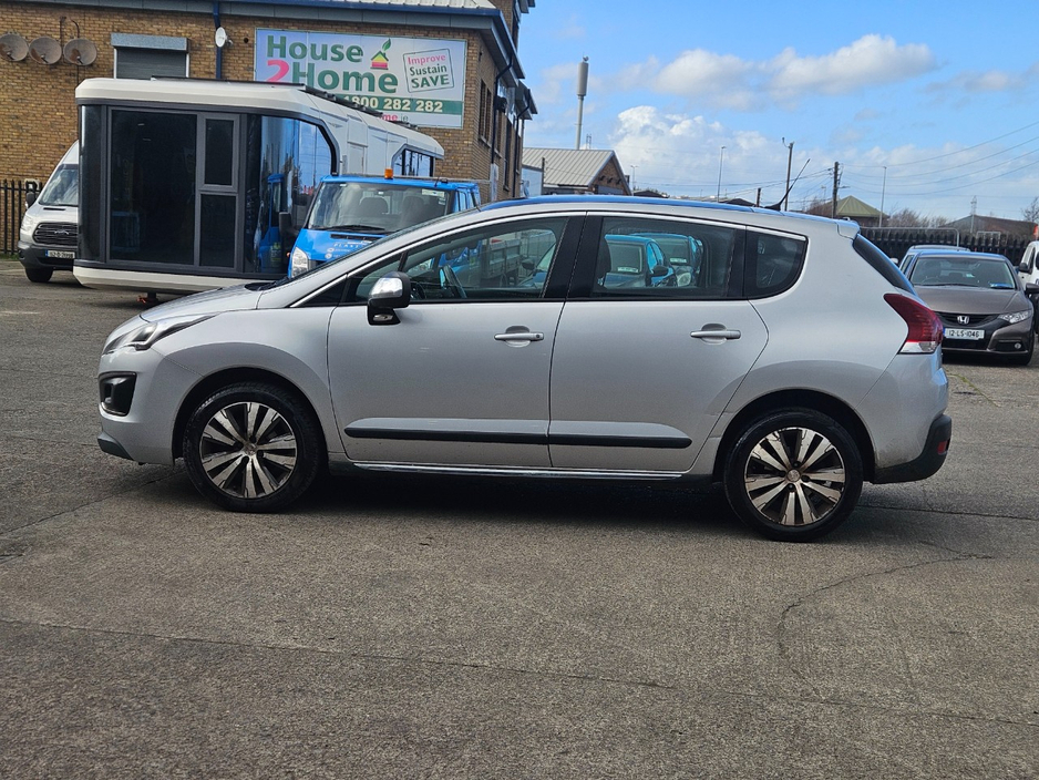 2016 Peugeot 3008 - image 5