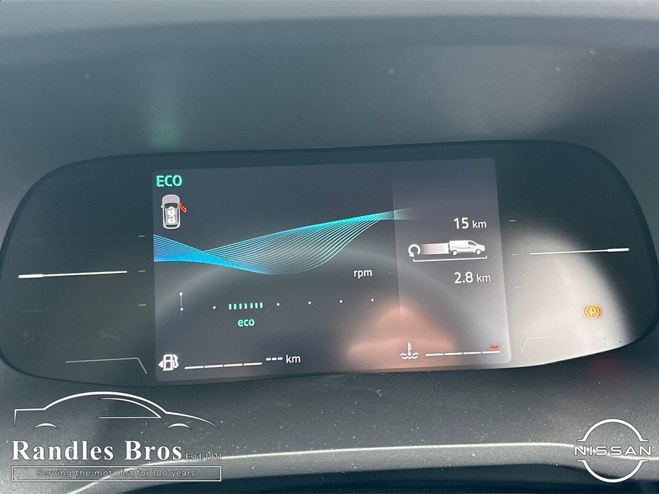 2025 Nissan Primastar - image 14