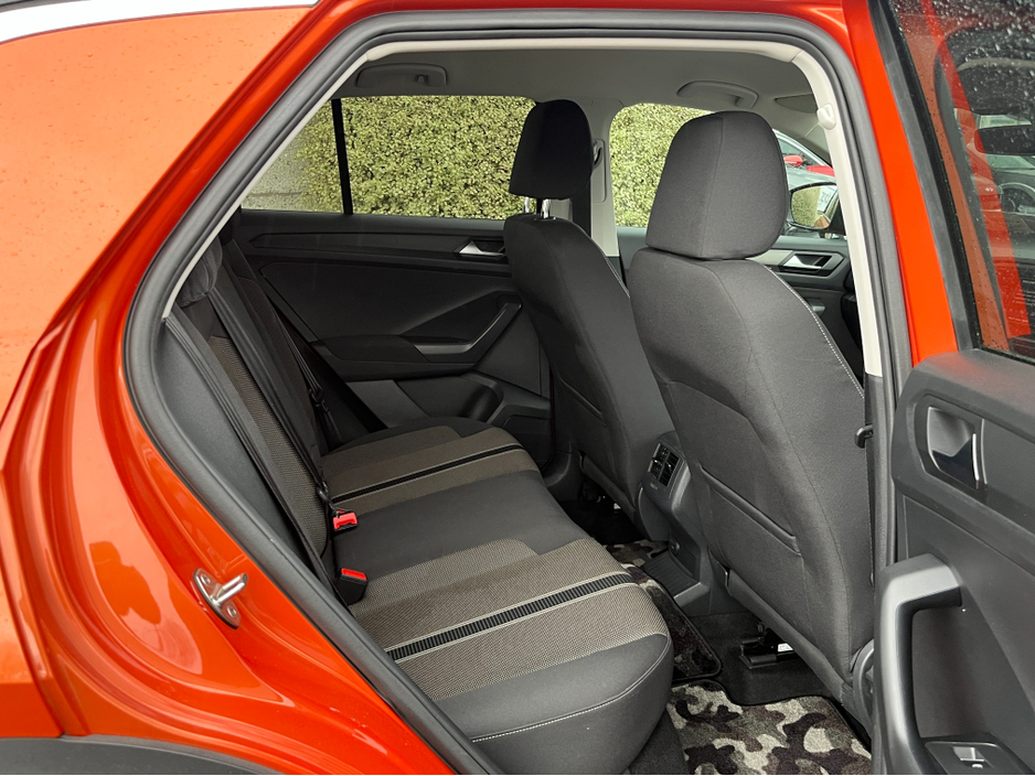 2021 Volkswagen T-Roc STYLE AUTOMATIC 2.0 DIESEL //REVERSE CAMERA//KEYLESS ENTRY//ADAPTIVE CRUISE CONTROL// €25,950