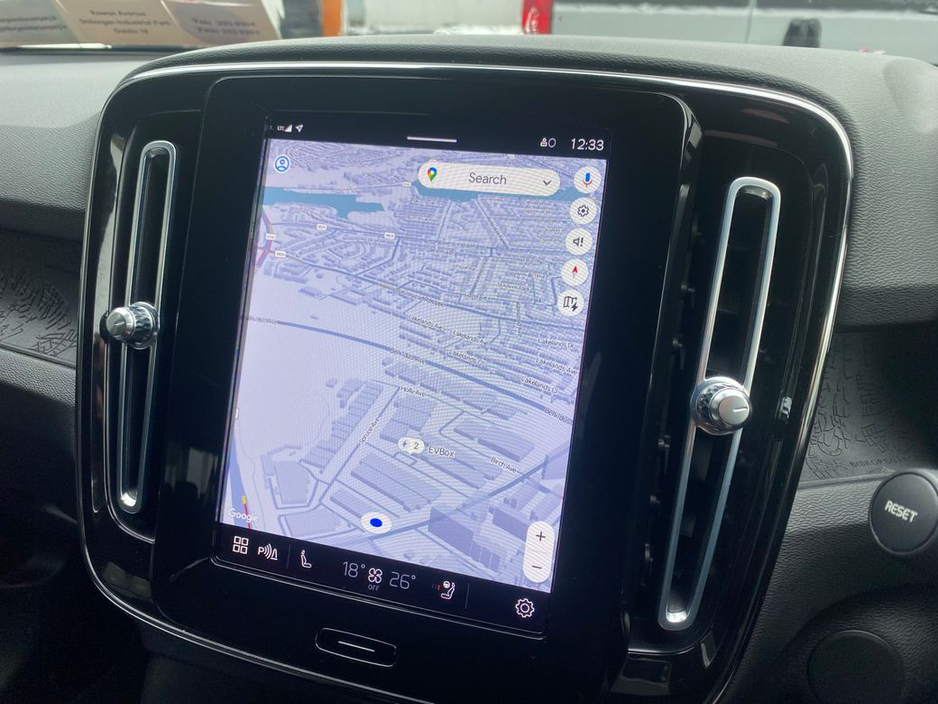 2023 Volvo XC40 - image 19