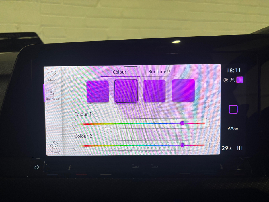 2021 Volkswagen Golf - image 24