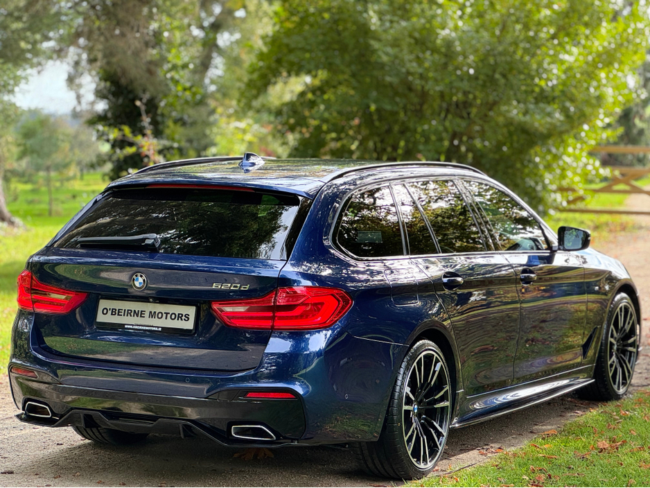 2019 BMW 5 Series - image 22