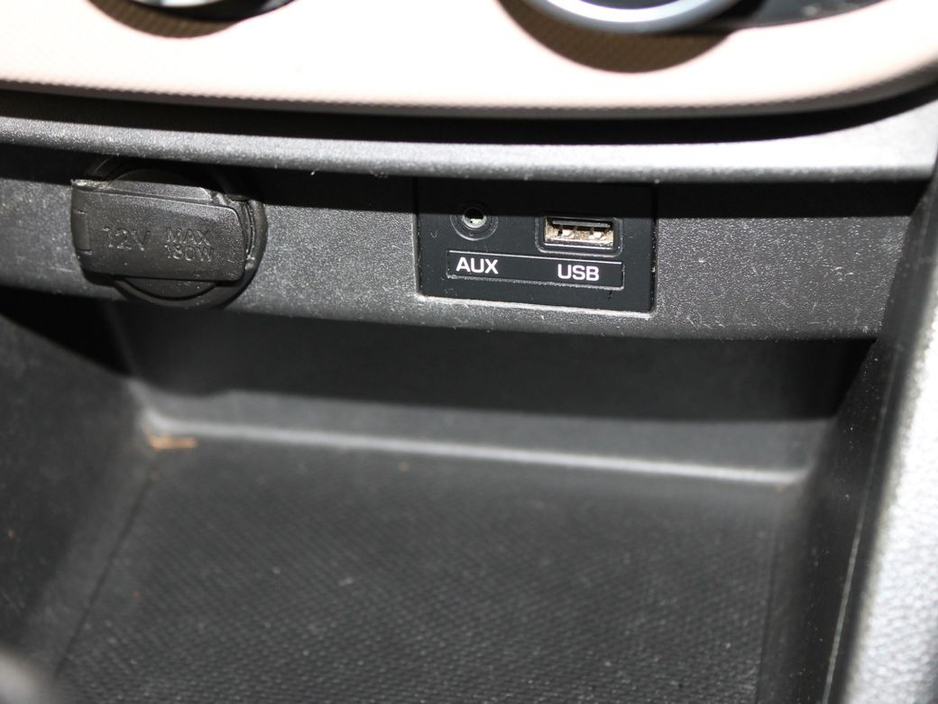 2016 Hyundai i10 - image 17