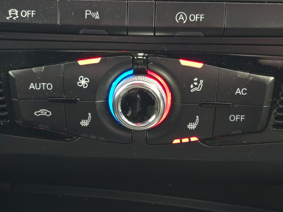 2013 Audi A4 - image 12