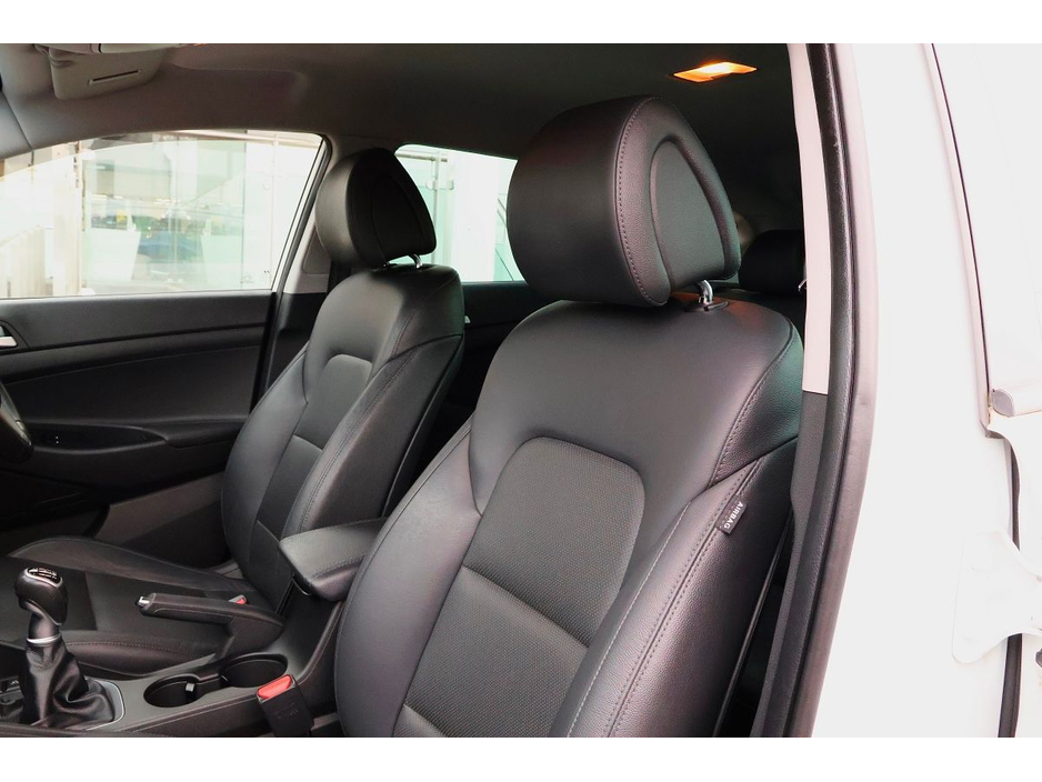 2018 Hyundai Tucson - image 16