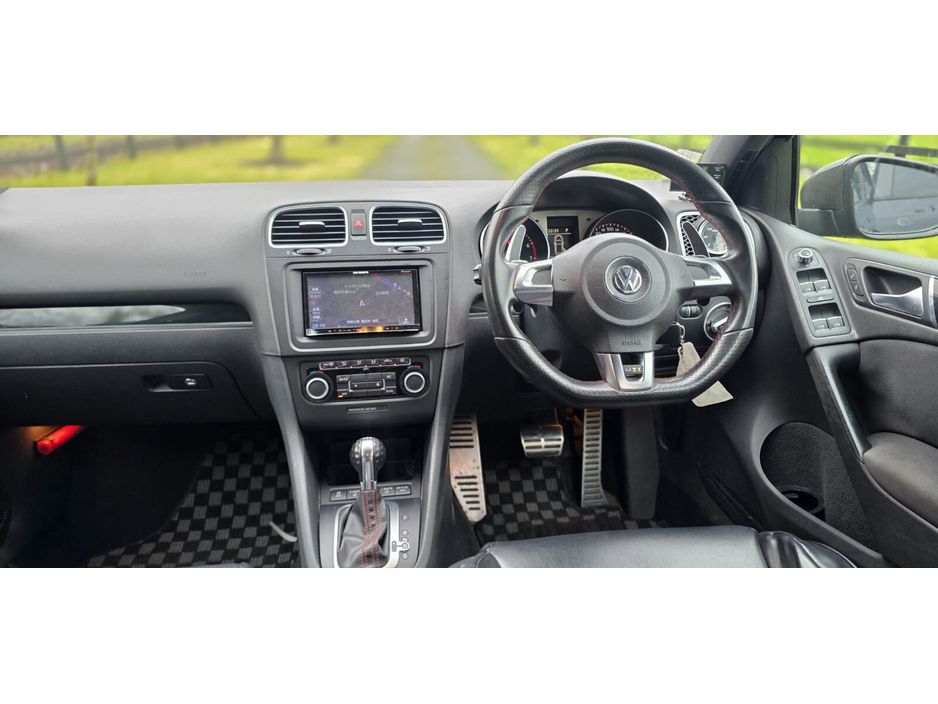 2010 Volkswagen Golf  €11,950