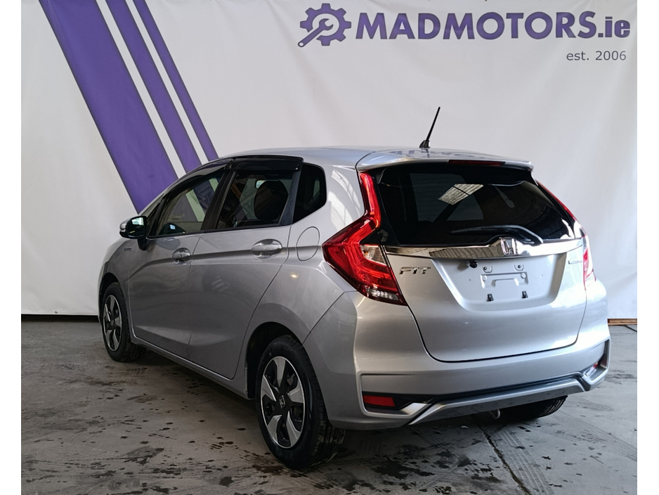 2020 Honda Fit - image 5