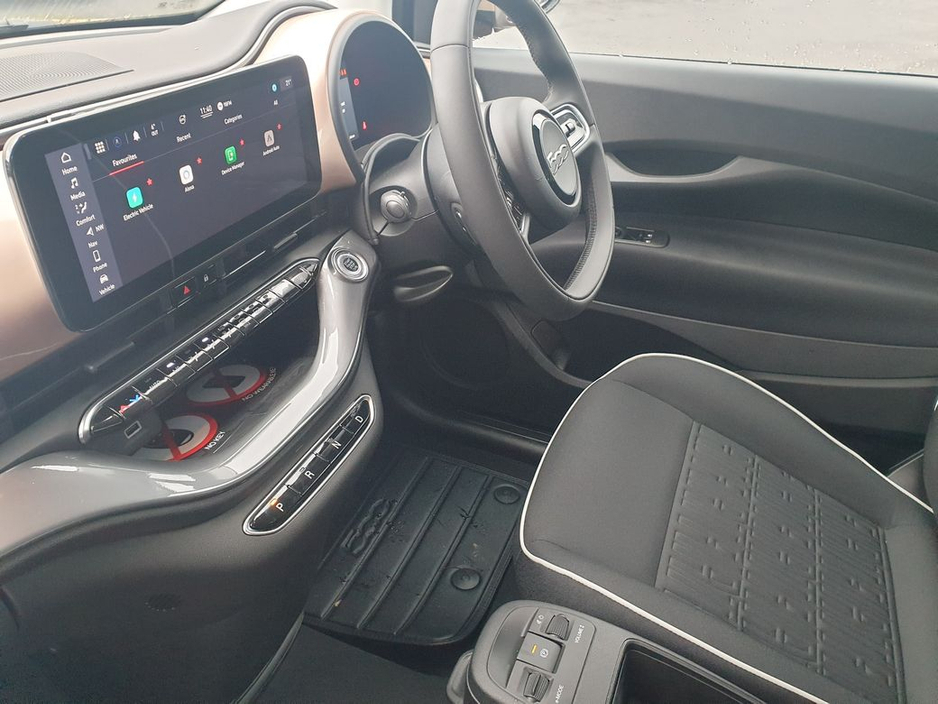 2025 Fiat 500 Icon 42kWh (320Kms WLTP Range) €19,950