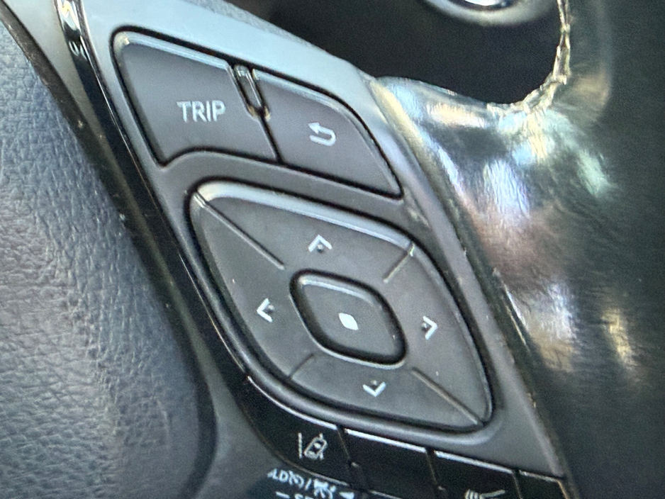 2019 Toyota C-HR - image 19