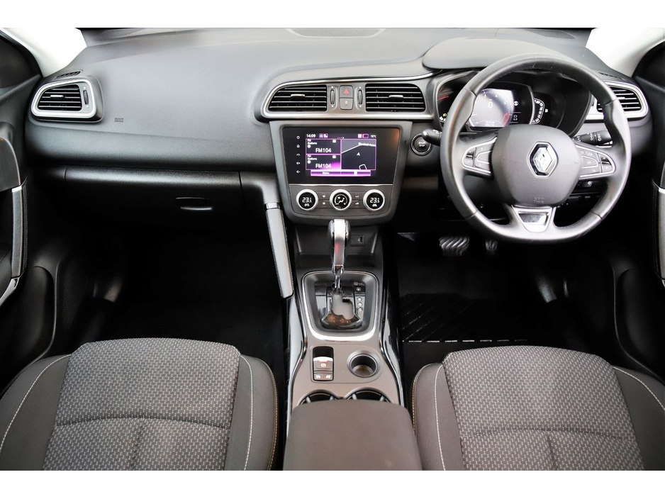 2022 Renault Kadjar 1.3 TCE AUTO 140BHP EQUILIBRE *REVERSE CAM*SAT NAV*