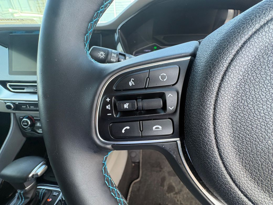 2021 Kia Niro - image 16