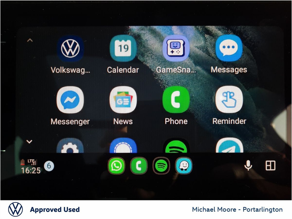 2023 Volkswagen Tiguan - image 31