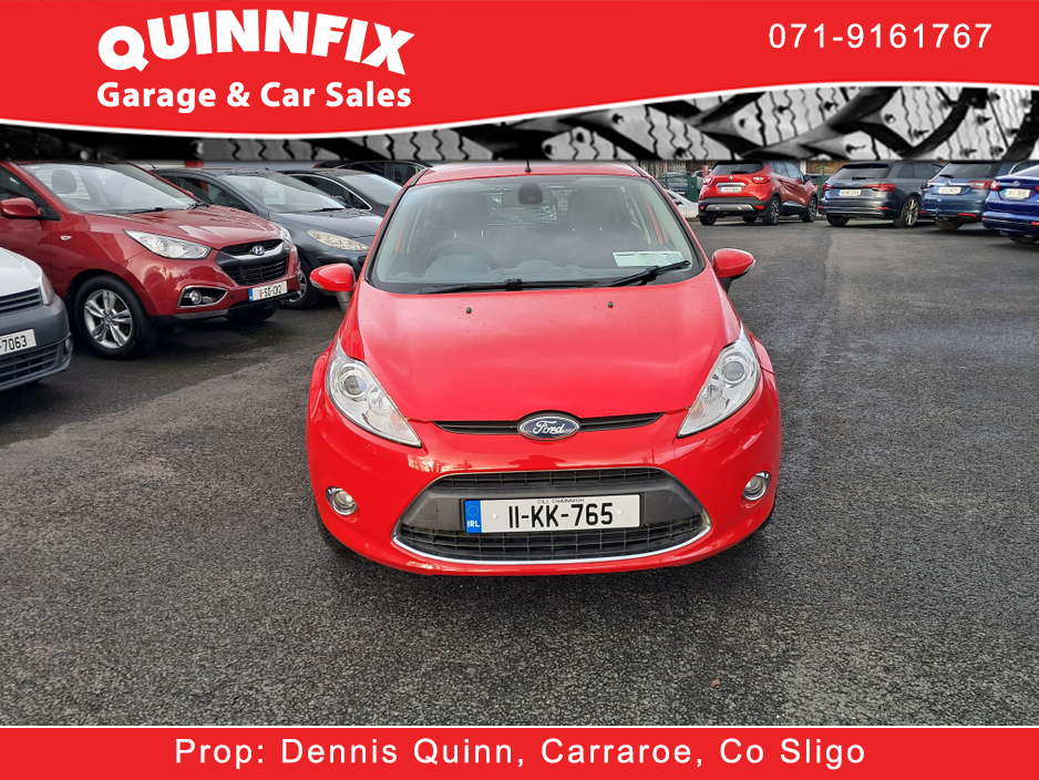 2011 Ford Fiesta - image 8