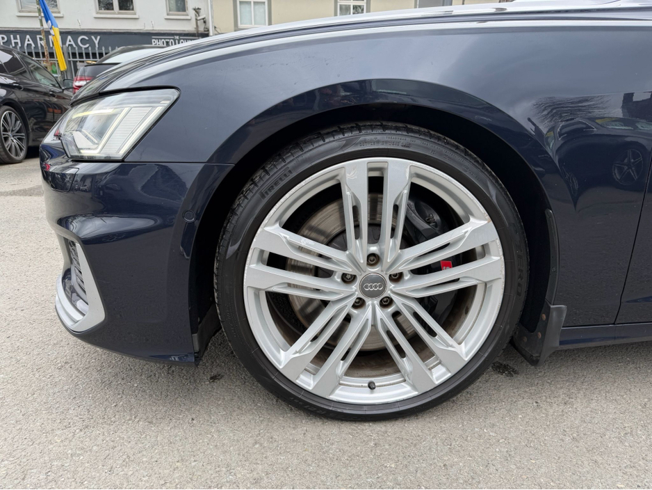 2020 Audi S6 - image 4