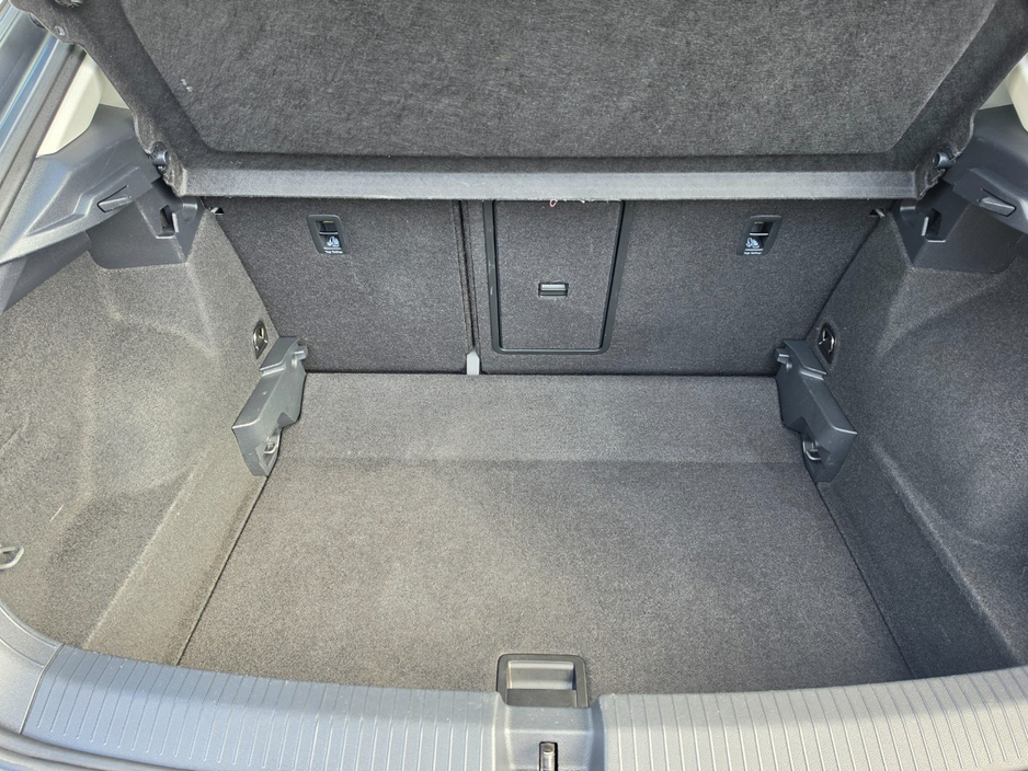 2022 Volkswagen T-Roc - image 21