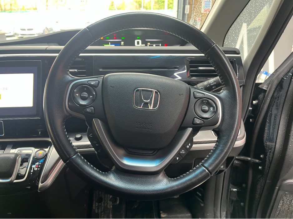 2021 Honda Stepwagon €31950 2021 HONDA STEPWAGON EHEV EX G SPADA SENSING 2.0 AUTOMATIC / CRUISE CONTROL / 360° PARKING CAMERA / 7 SEATS / AUTOMATIC DOORS €31,950