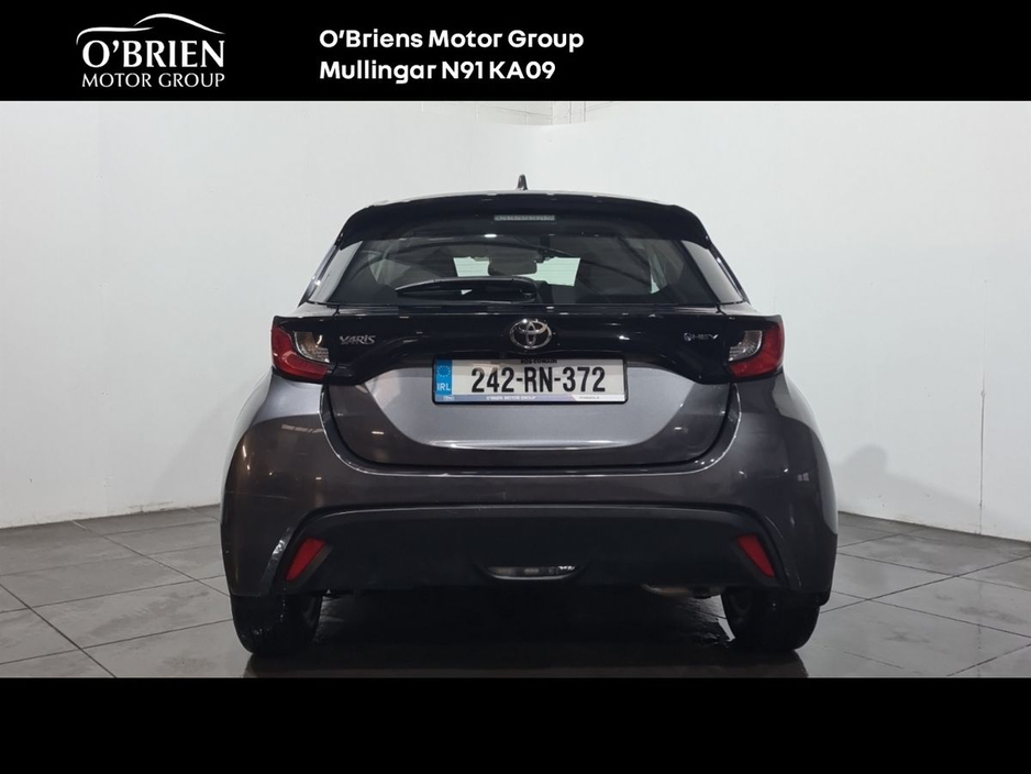 2024 Toyota Yaris Yaris Hybrid Luna €23,900