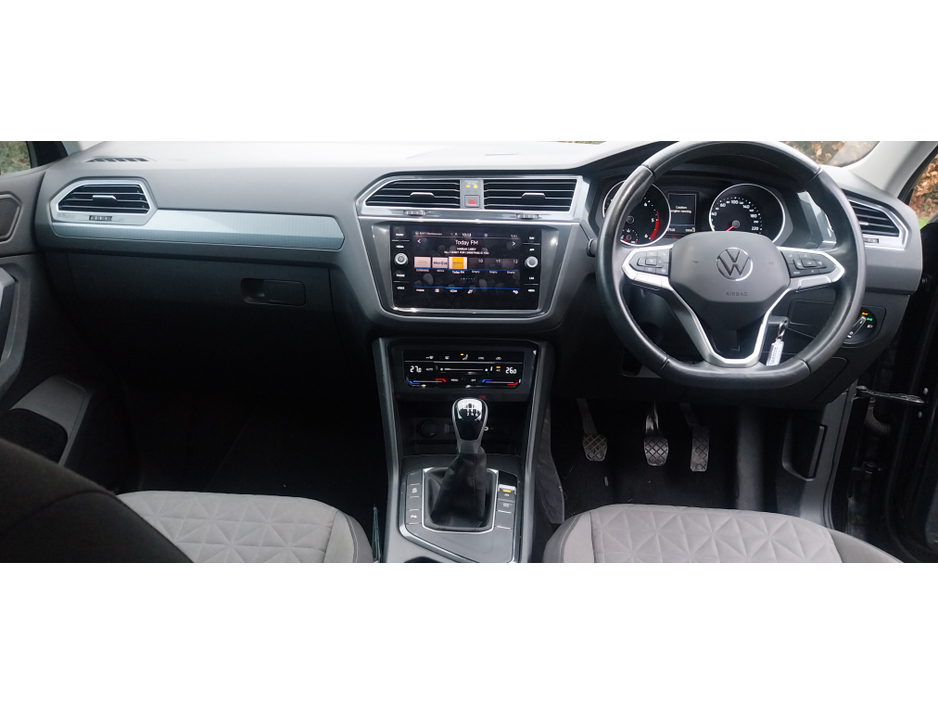 2023 Volkswagen Tiguan LIFE 2.0 TDI 122BHP TECH PK €36,950