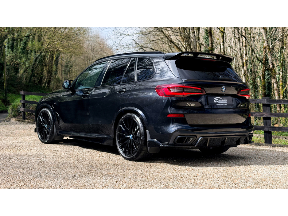 2022 BMW X5 - image 9