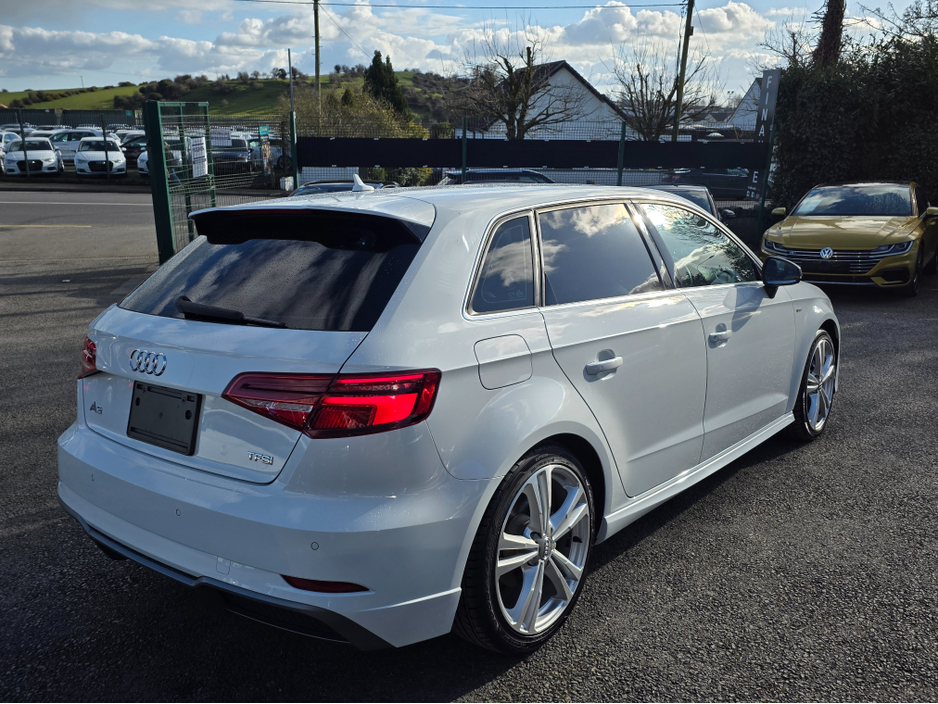 2019 Audi A3 1.4 TFSI  S-LINE EDITION / VIRTUAL COCKPIT SMARTPHONE INTERFACE- SATNAV - VIRTUAL COCKPIT - NAVIGATION REVERSING CAMERA  - PARKING SENSORS- LEATHER €23,500