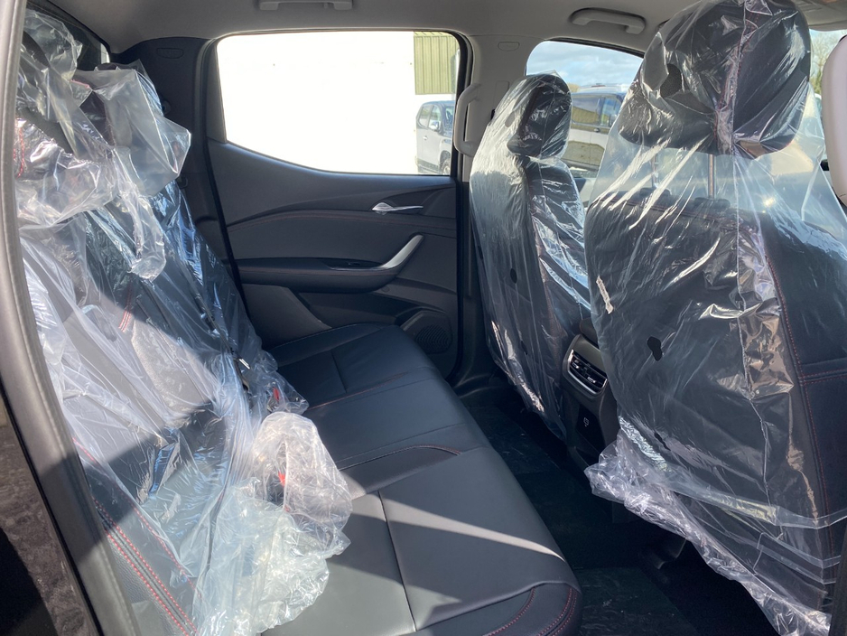 2026 Maxus T 60 - image 14